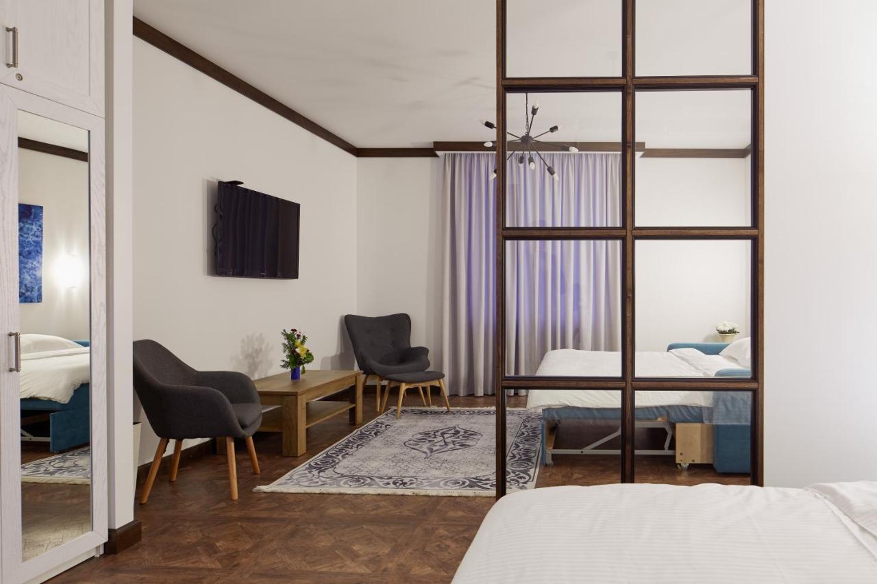 Old House Apartment 利沃夫 外观 照片