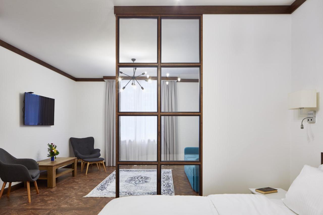 Old House Apartment 利沃夫 外观 照片